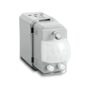 RILEVATORE MOVIMENTO DA PARETE 5-200LUX 110BIANCO