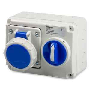 PRESA INTERBLOCCATA OR.2P+T 16A 230 V6H IP67 C/S            